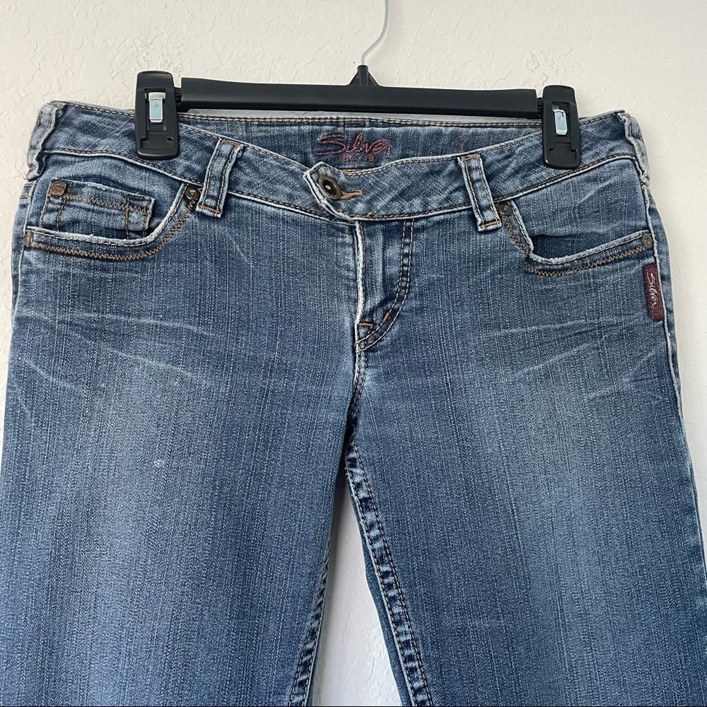 Silver Jeans Tuesday Jeans 30 X 31 Women’s‎ Bootcut Flare Denim Medium Wash - Picture 4 of 12